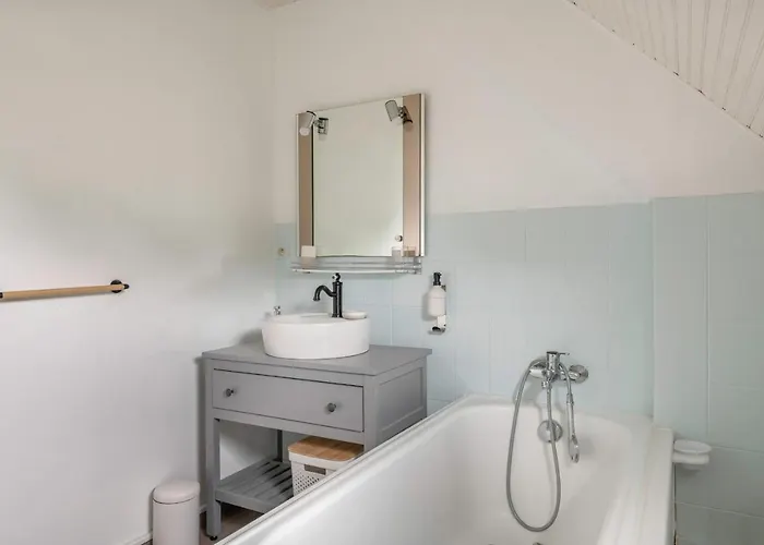 Pour 4 Proche Du Nau